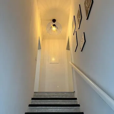 Appartement Moderne In Stadionnaehe Mit Parkplatz