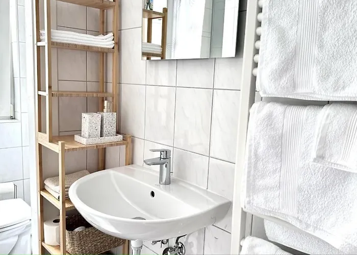 Moderne In Stadionnaehe Mit Parkplatz * דורטמונד